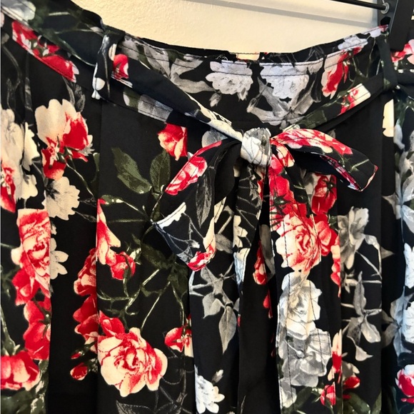 Banana Republic black floral aline midi skirt with belt size 6 - Picture 5 of 14